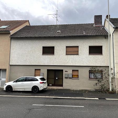 Bonn-Beuel Zentrale Ferienwohnung Mit Parkplaetzen Esterno foto